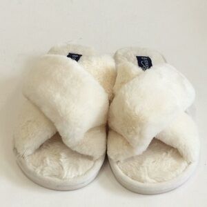 Seranomi Faux Slippers